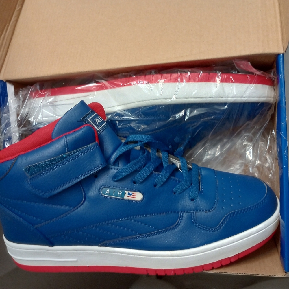 Eagle.USA Men's Hi Top Sneakers New With Box